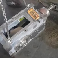 KF97R57-Y2.2KW-305-M5B底座减速机