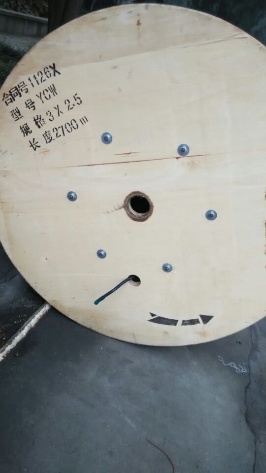 行车电缆行车专用电缆YVFB_黑水县起重机专...￥17.80厂家直销