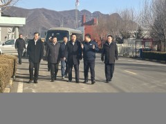 本溪市人大常委会主任何庆伟带队到本溪公司调研