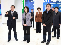 许昌市委书记杨小菁、市长张庆一一行莅临郑煤机集团考察