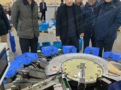 中国轴承工业协会理事长周宇莅临河北玉良轴承集团参观指导