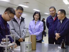 国机精工纪委书记鄢磊一行到轴研所开展调研