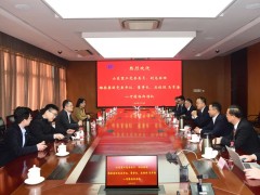 潍柴集团董事长马常海一行到郑煤机参观交流