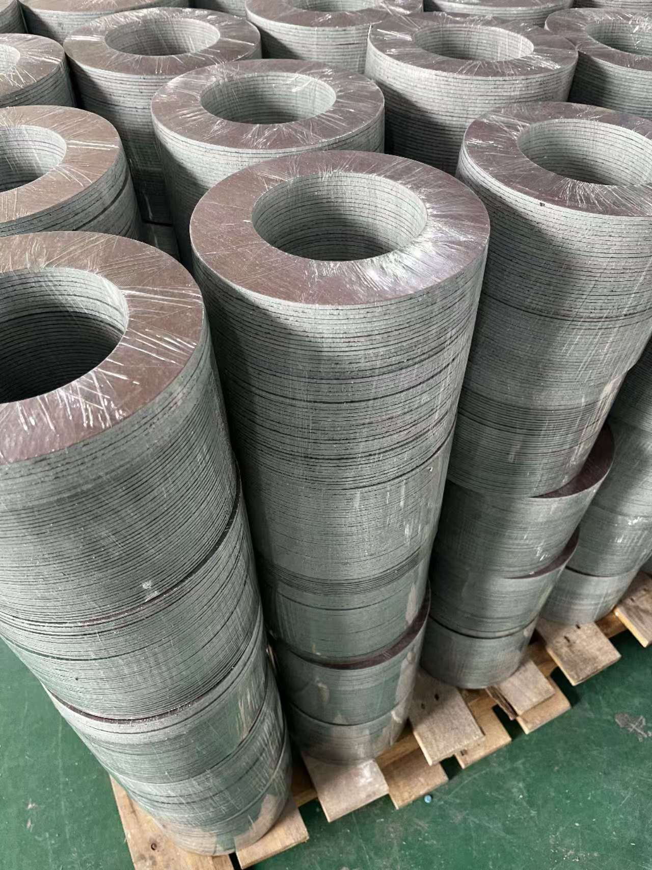 船用齿轮泵密封DN300夹钢丝涂石墨石棉垫片按需定制