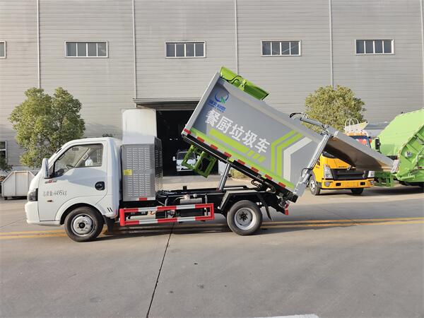豪沃废弃油脂收集车_新能源废弃油脂收集车参数配置表
